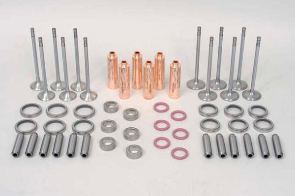 Cylinder Head Repair Kit | Volvo TD103KBE, TD103KCE, A30C, L150C, L150C LB Engines / 11701970