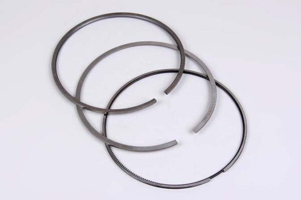 PISTON RING KIT | Volvo Trucks, Off Road & Marine Fits FH, VN, VT, A40 Series, D16 Series Engines & More / 20819869, 22521804